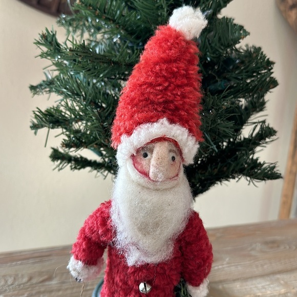 Wool Felt Santa with Red Hat & Packages - Picture 2 of 14